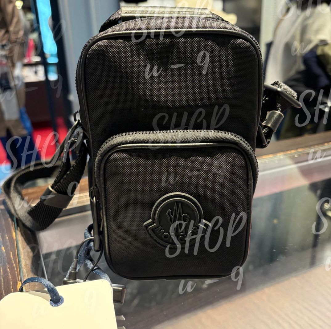 新品】MONCLER モンクレール ロゴ ショルダーバッグ YEHOR - メルカリ