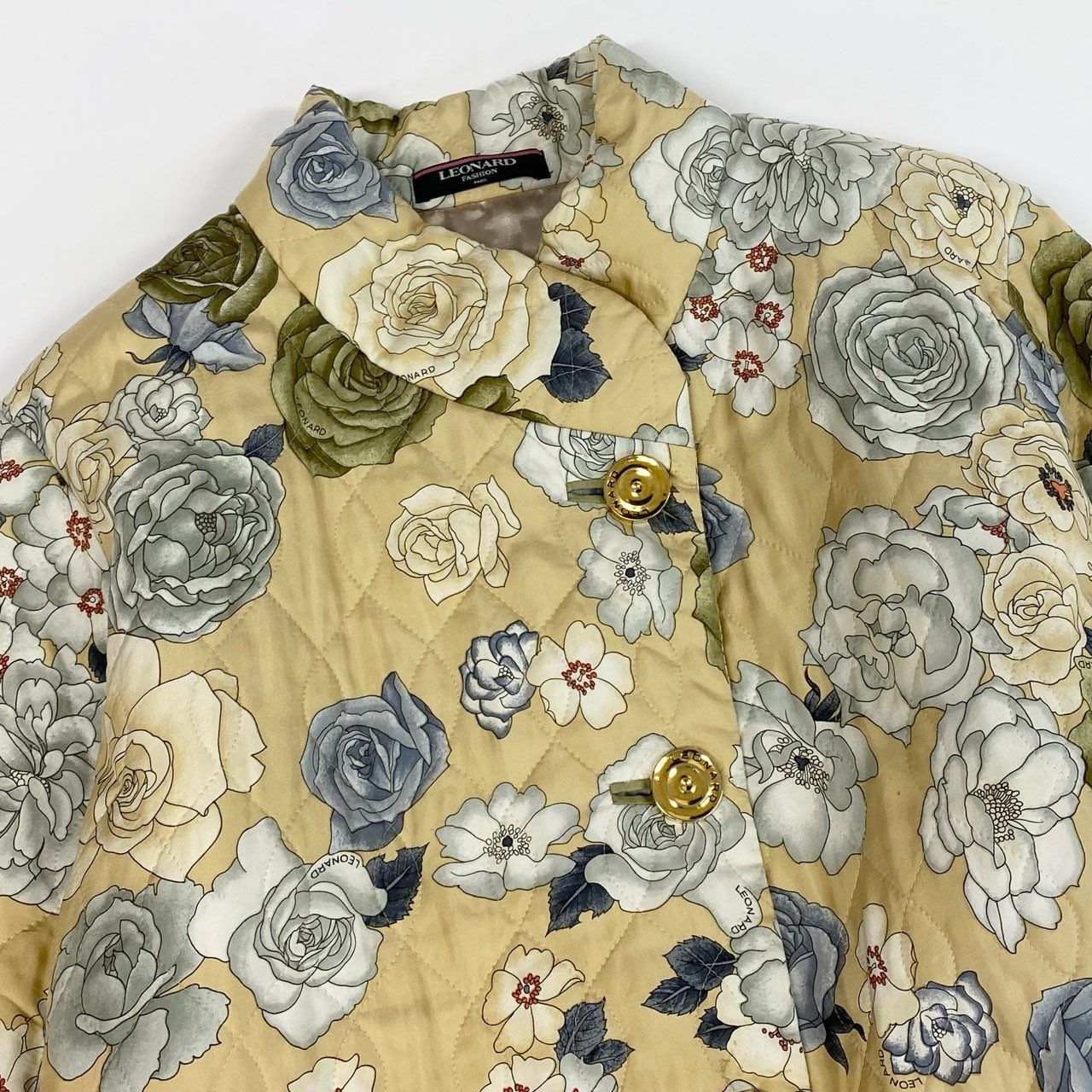 【専用】レオナール　LEONARD　アウター　お花柄　スパンコール　シルク 53a19 LEONARD FASHION レオナール キルティングコート ロング