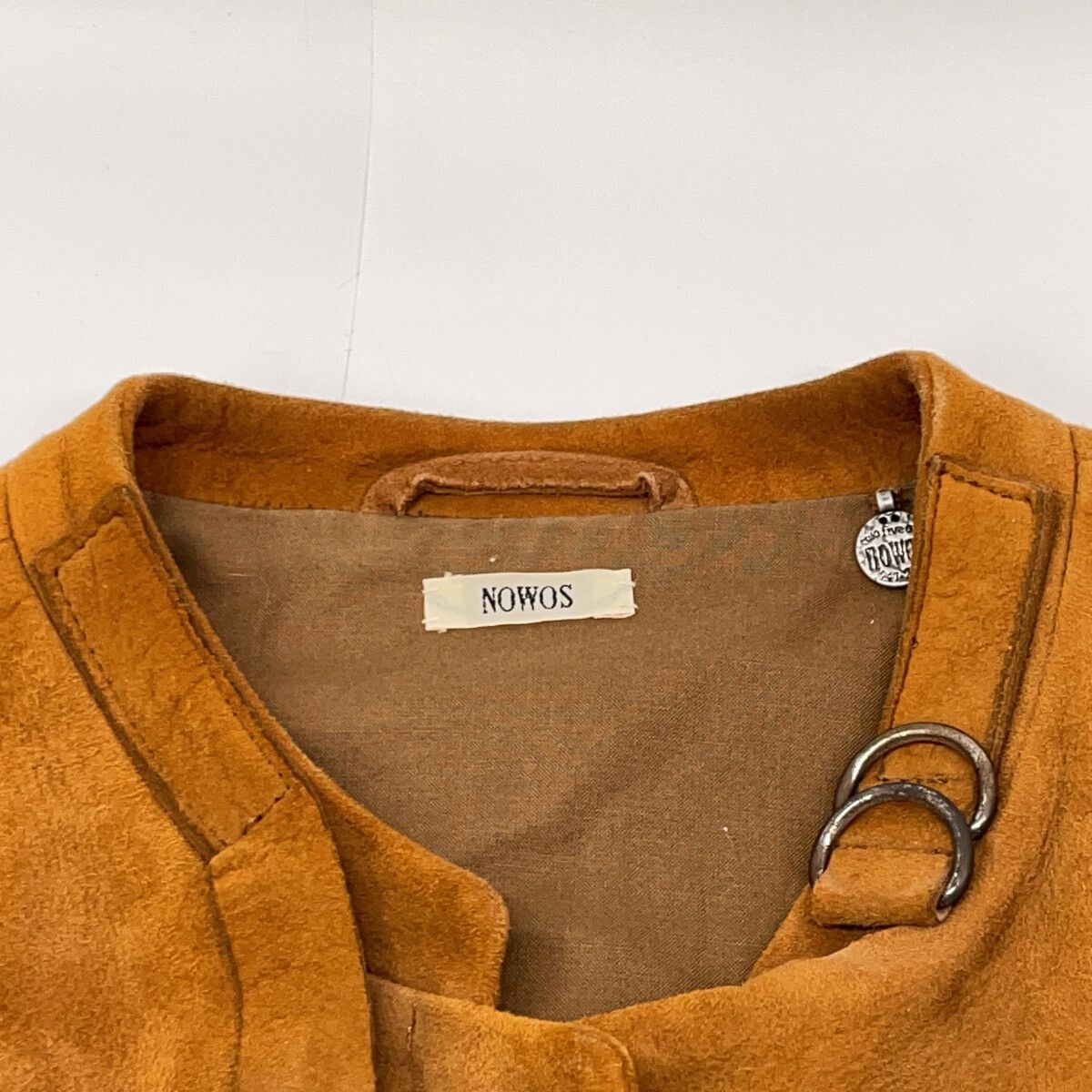 Nowos ノーウォス ﾌﾞﾗｳﾝ ｼｰﾌﾟ ｽｴｰﾄﾞ ﾉｰｶﾗｰｼﾞｬｹｯﾄ M - メルカリ 