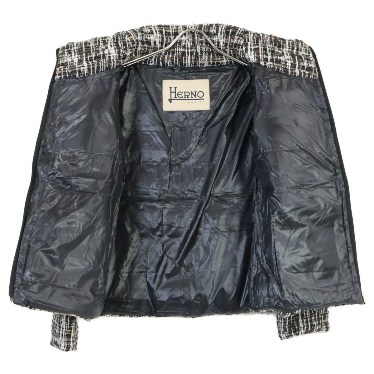 HERNO ショートダウンジャケット　ブラウン　42 HERNO（ヘルノ）の「＜HERNO（ヘルノ）＞フーデッド ショート ダウン
