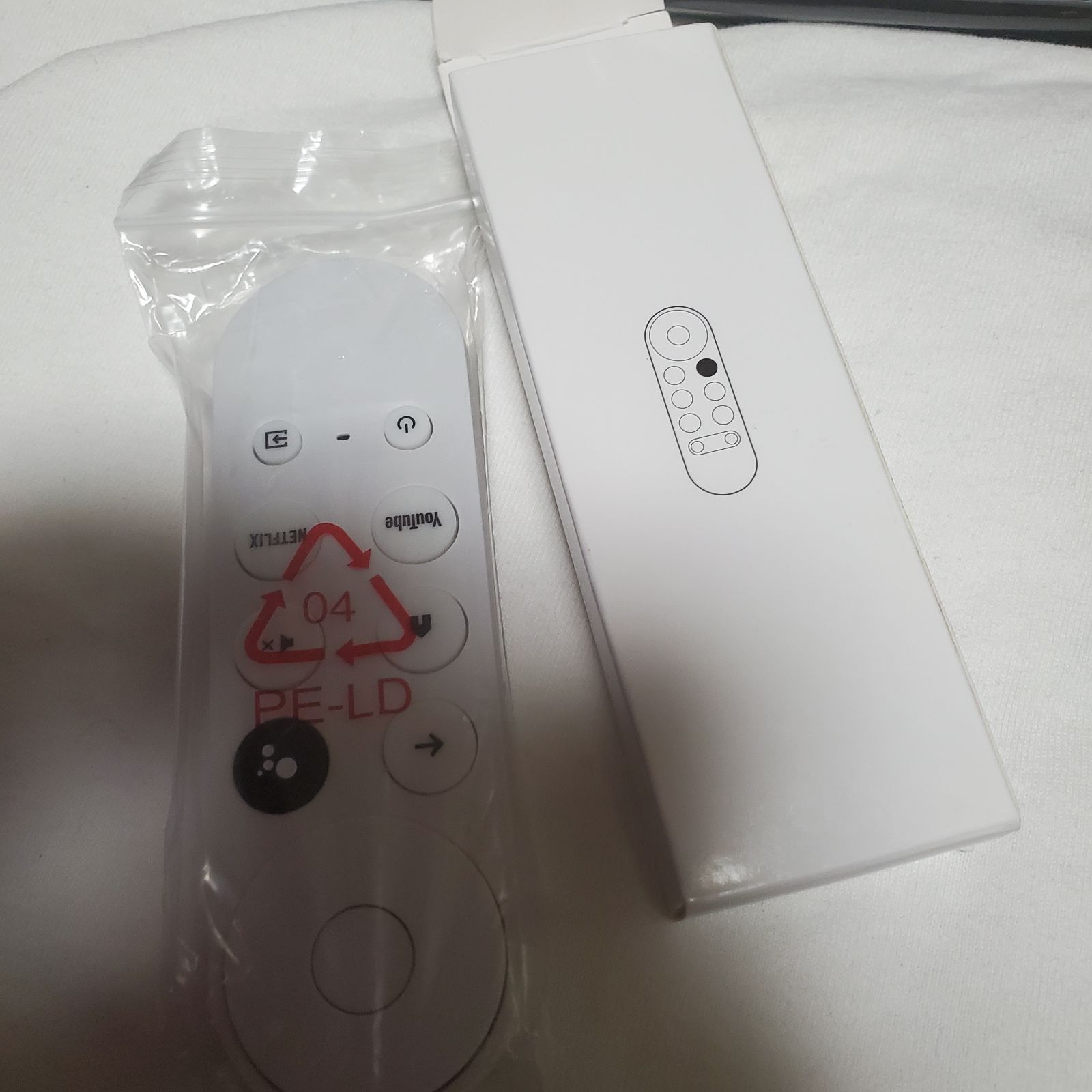 Google Chromecast 4K スノーストリーミング メディアプレーヤー G9N9N