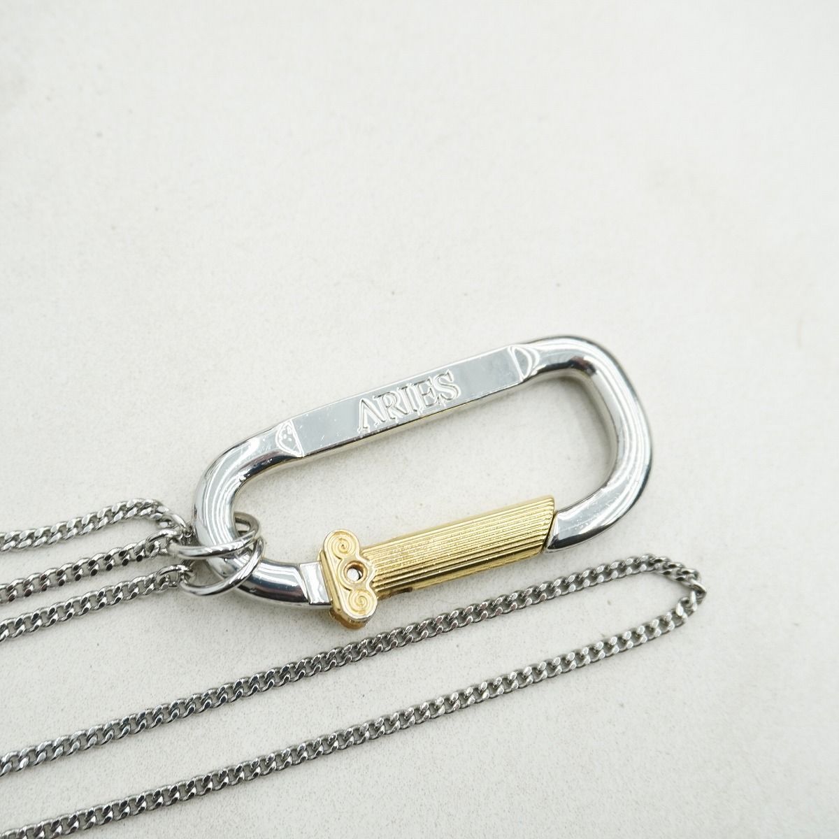 美品 ALIES アリーズ アリエス Aries Column カラビナ ペンダント 