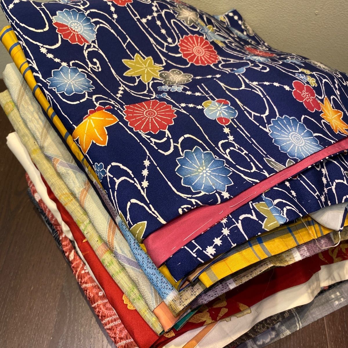 まとめ売り】正絹着物15枚 リメイク素材 ハンドメイド向け - メルカリ