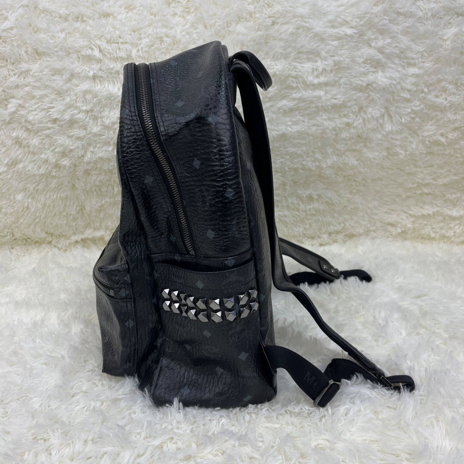 MCM エムシーエム バックパック リュック スタッズ ヴィセトス 黒 レザー 駅南やまご質店オンラインショップ / MCM エムシーエム ヴィセトス