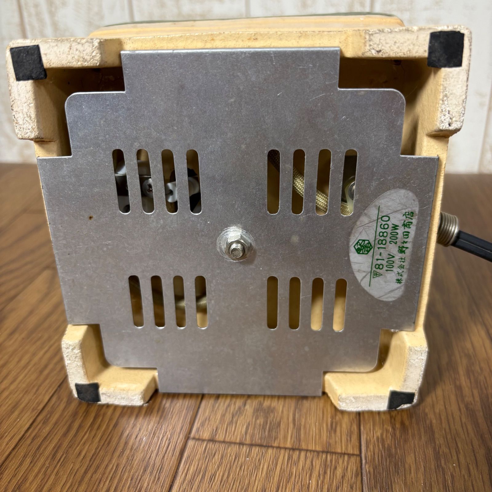 【未使用】野々田商店 卓上 江戸火鉢 電熱器 伊羅保 茶道具 コンロ レトロ 希少野々田商店 卓上コンロ 江戸火鉢電 熱器電気コンロ - メルカリ