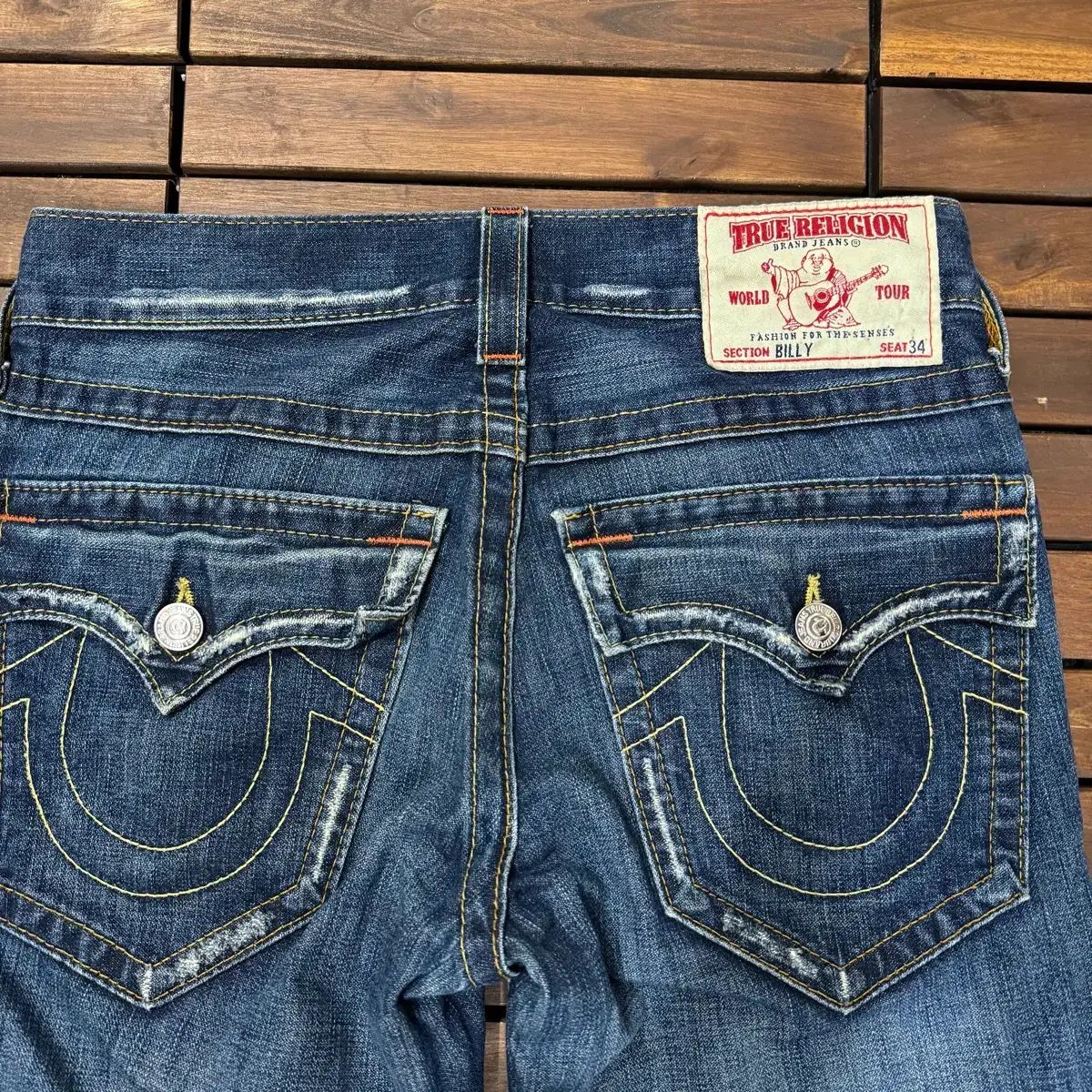 32 トゥルーレリジョン Billlie ブーツカット デニム made