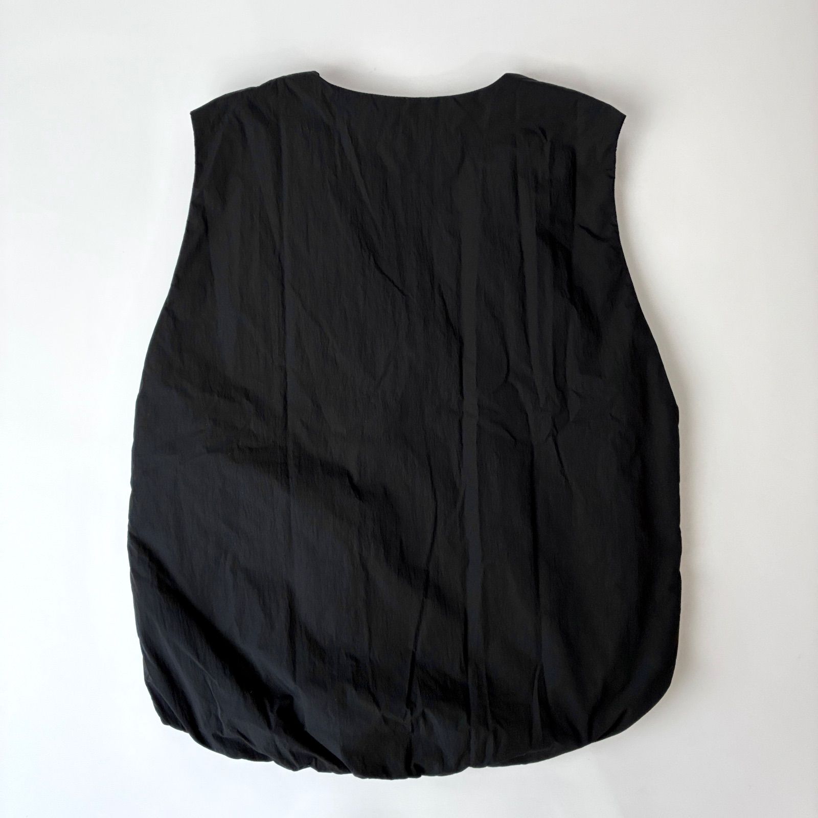 美品✨ タグ付 / TODAYFUL トゥデイフル / 2023 / Vneck Nylon Vest V