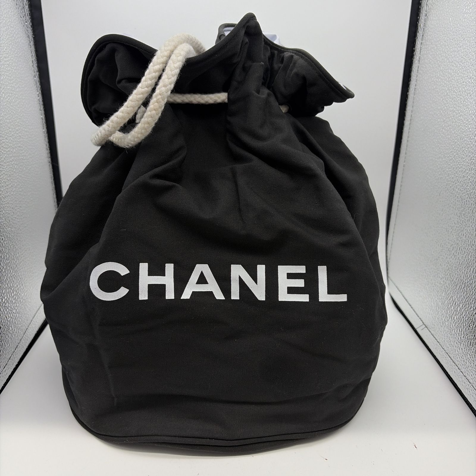 CHANEL ノベルティ キャンバス地ブラック ショルダーバッグ 巾着