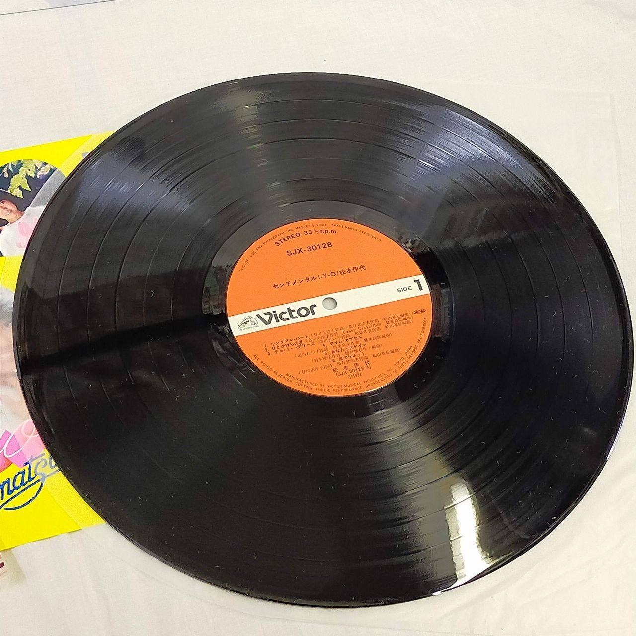 LPレコード1776】松本伊代 / センチメンタル I・Y・O / ビクター音楽