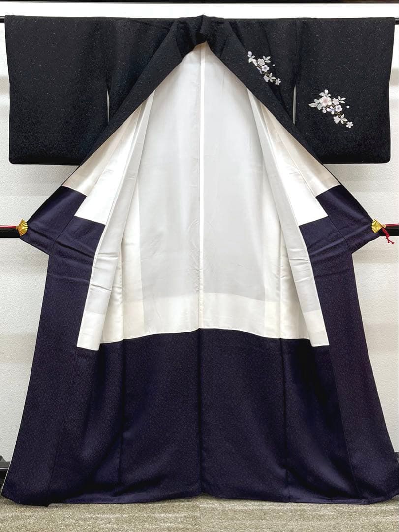 訪問着 銀通し 金彩 辻ヶ花 紋意匠 正絹 黒地 A177 - メルカリ