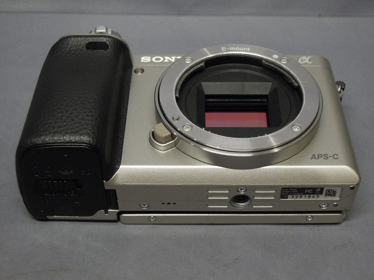 中古】 【並品】 ソニー α6000 ボディ シルバー [ILCE-6000 S] - メルカリ