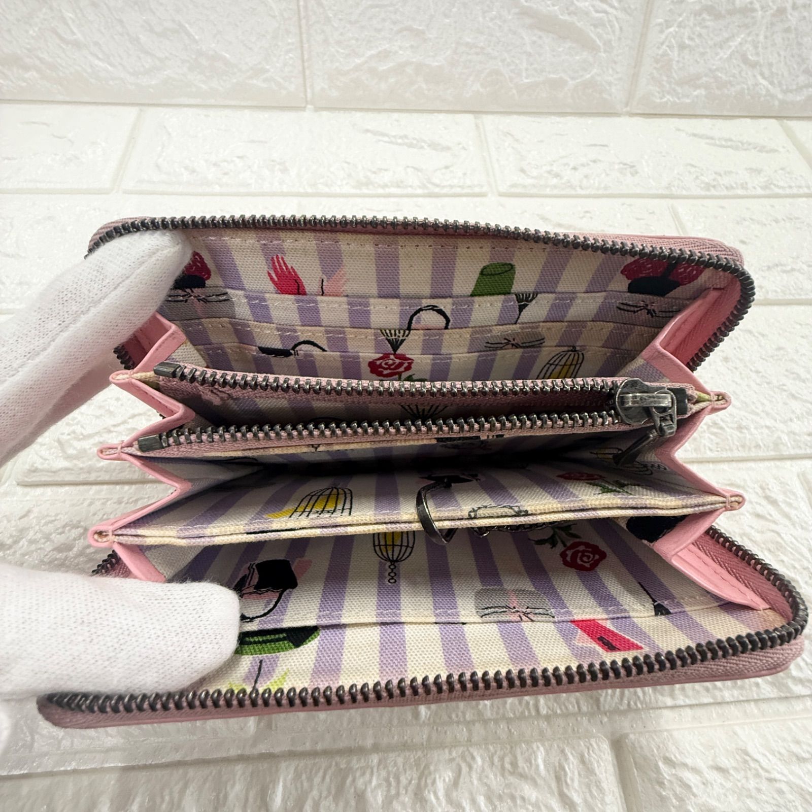 ルルギネス　財布 ルルギネス Lulu Guinness 財布 ピンク - メルカリ