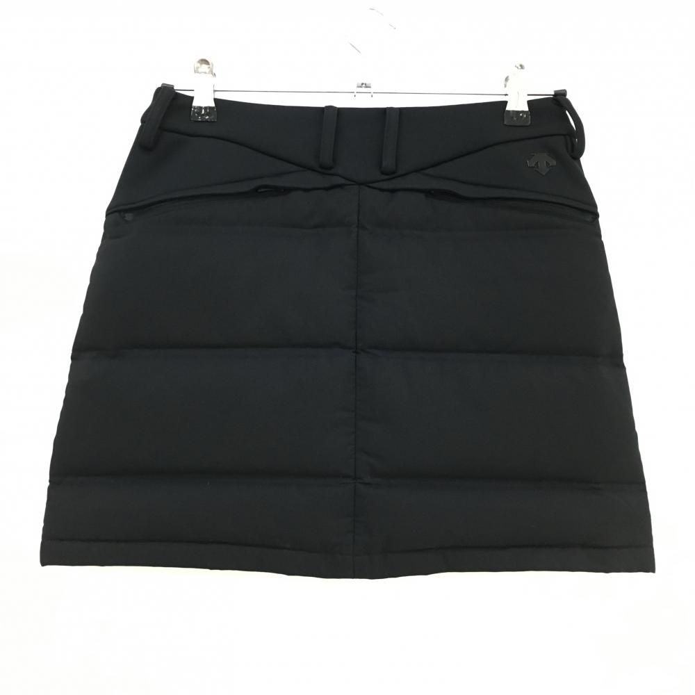 超美品】デサントゴルフ ダウンスカート 黒 内側インナーパンツ 後ろ