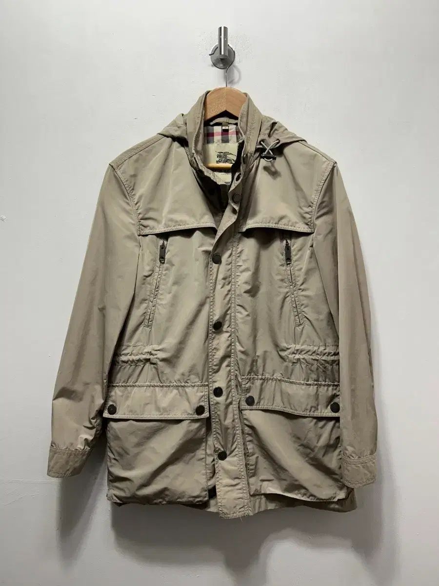 BURBERRY バーバリー　ジャケット3y98 アウター　ウィンドブレーカー Amazon | [BURBERRY] [バーバリー] ブルゾン ウインドブレーカー