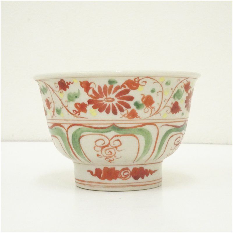 越南製 紅安南唐草文茶碗（共箱） 茶道 抹茶 おしゃれ 抹茶茶碗 抹茶碗