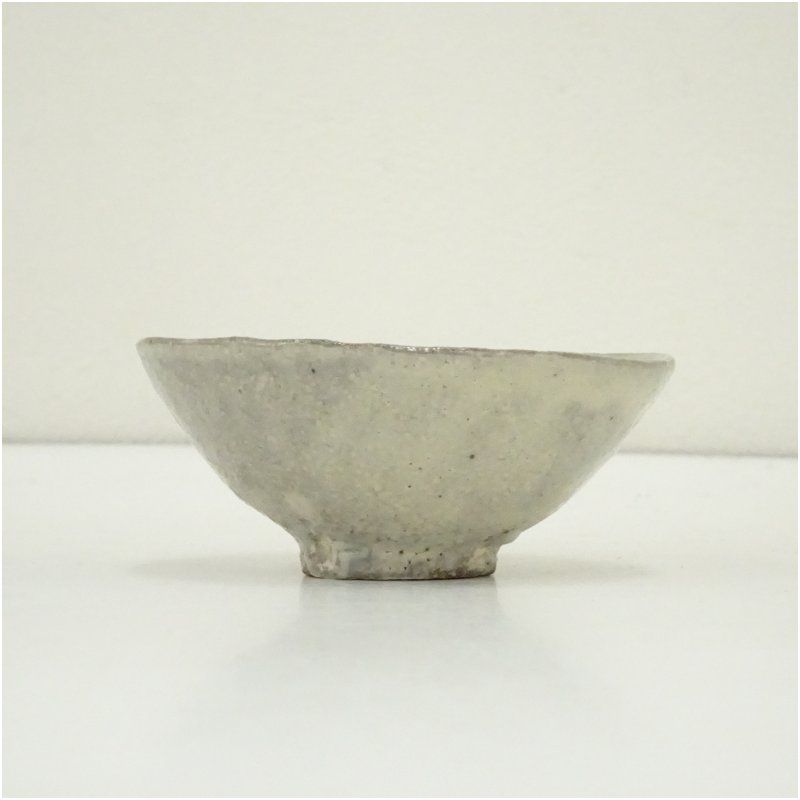 信楽焼 寺垣外窯 杉本貞光造 粉引ぐい呑（共箱） ぐい呑み ぐい飲み