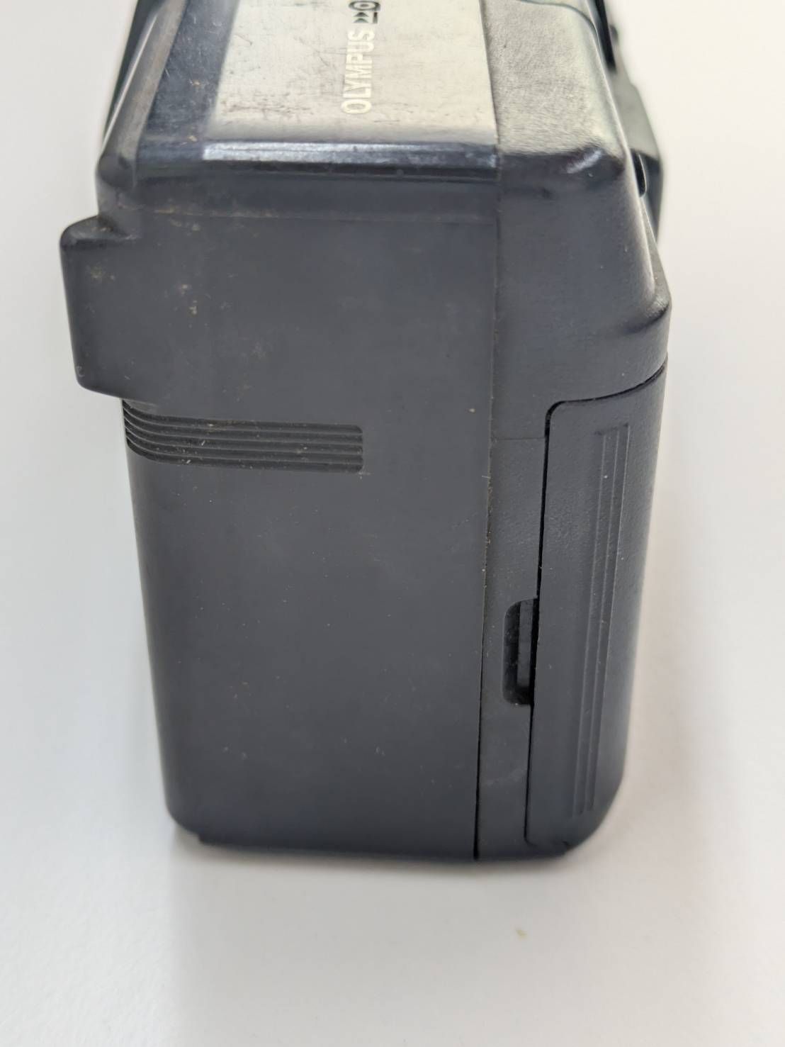 フィルムカメラOlympus Quick FlashAFL Quartzdate フィルムカメラOlympus Quick FlashAFL Quartzdate カメラ フィルム