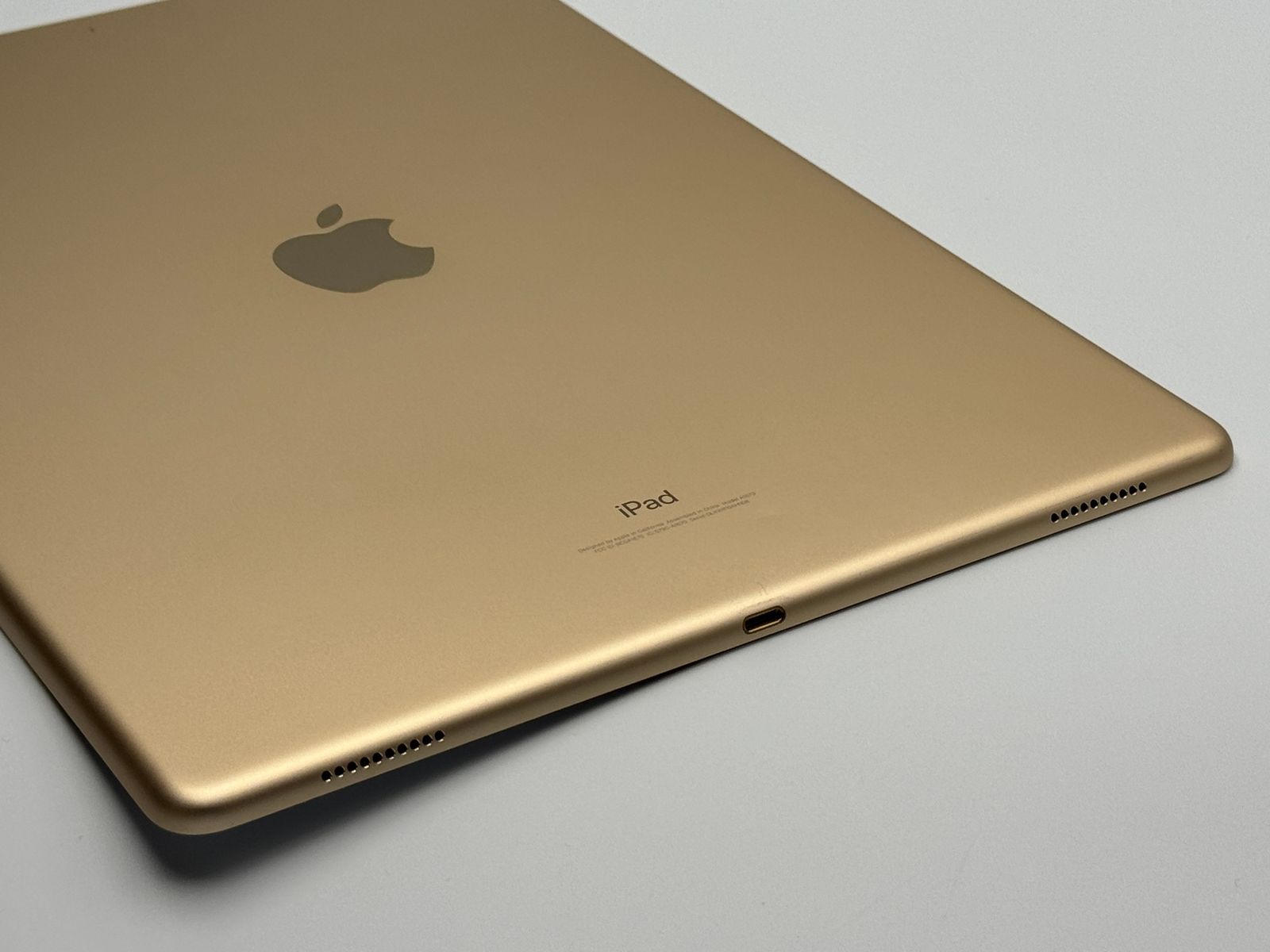 中古B】iPad Pro 12.9-inch 第2世代 256GB ゴールド Wi-Fi バッテリー