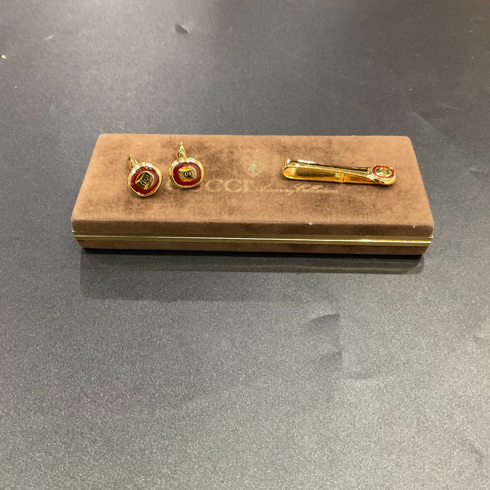 グッチ　カフス　2個セット グッチ タイピン カフス セット B26010202 - メルカリ