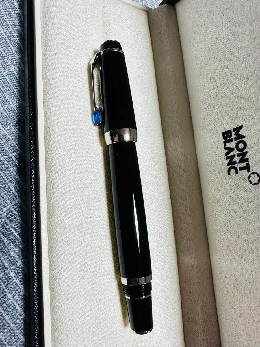 正規品 MONT BLANC モンブラン ボエム プラチナ サファイア ローラー