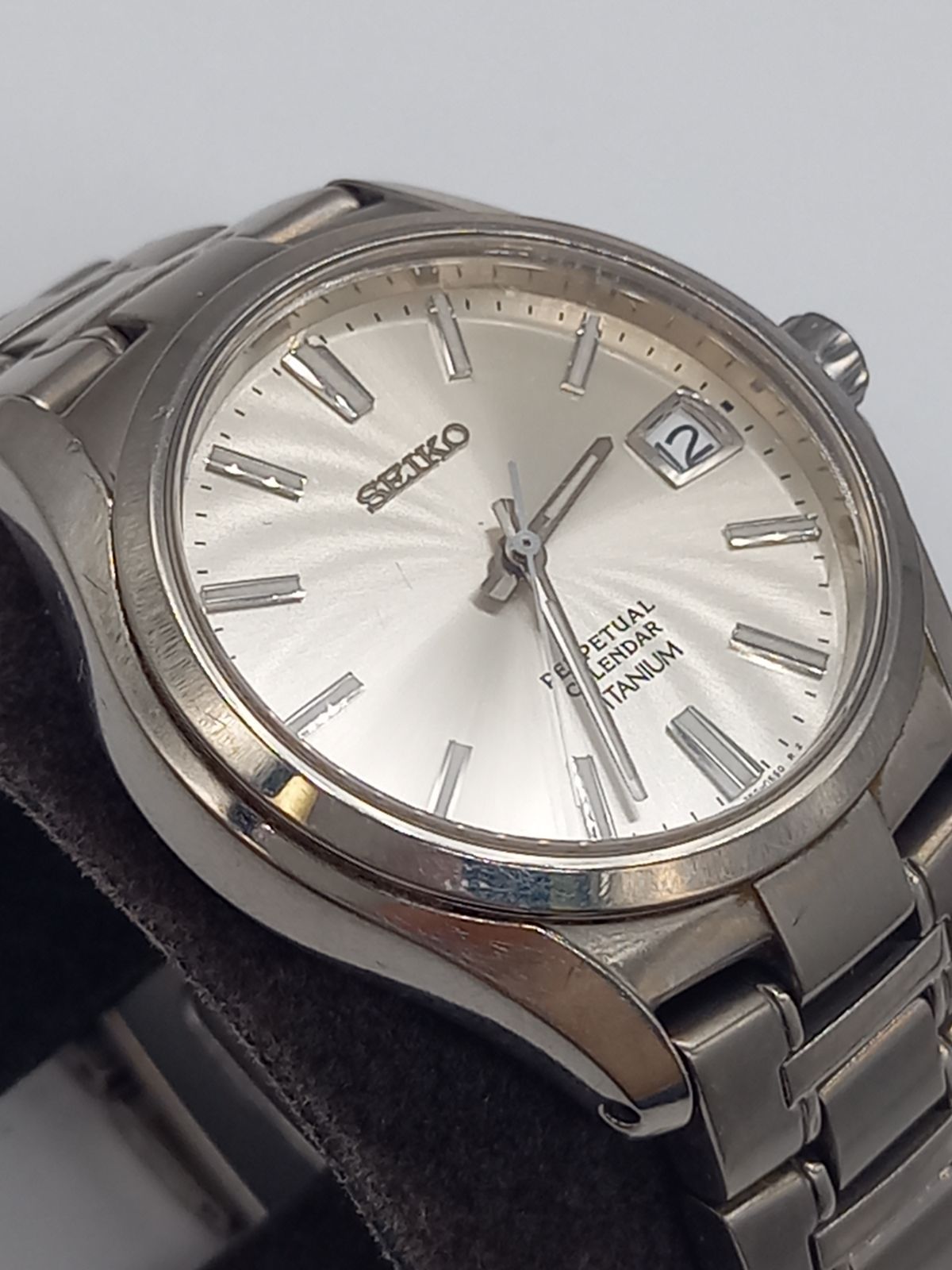 ジャンク】SEIKO パーペチュアルカレンダー 8F32-0400 - メルカリ