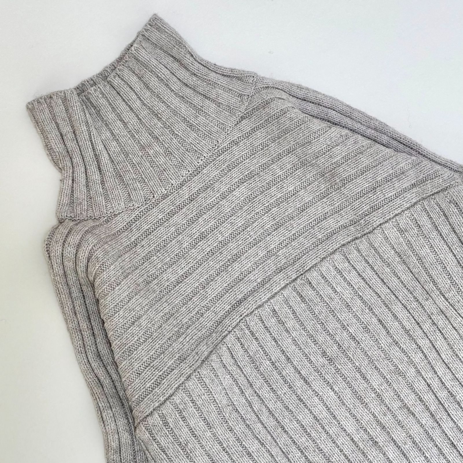 プリスティン タートルネックニット オーガニックコットン ヤク リブ編み 日本製 プリスティン PRISTINE オーガニックコットン ヤク混 タートルネック