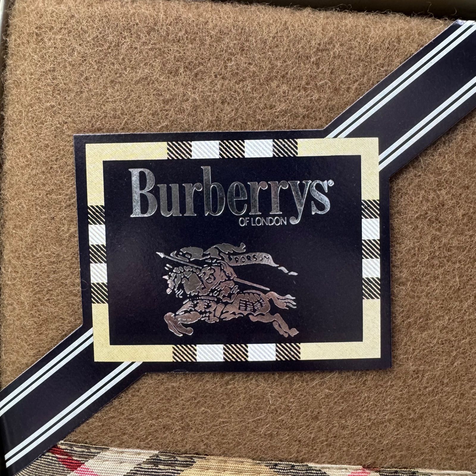 バーバリー　Burberry ウール毛布2枚組 DA64 バーバリーburberrys 純毛毛布 未使用品 ウール100% - メルカリ