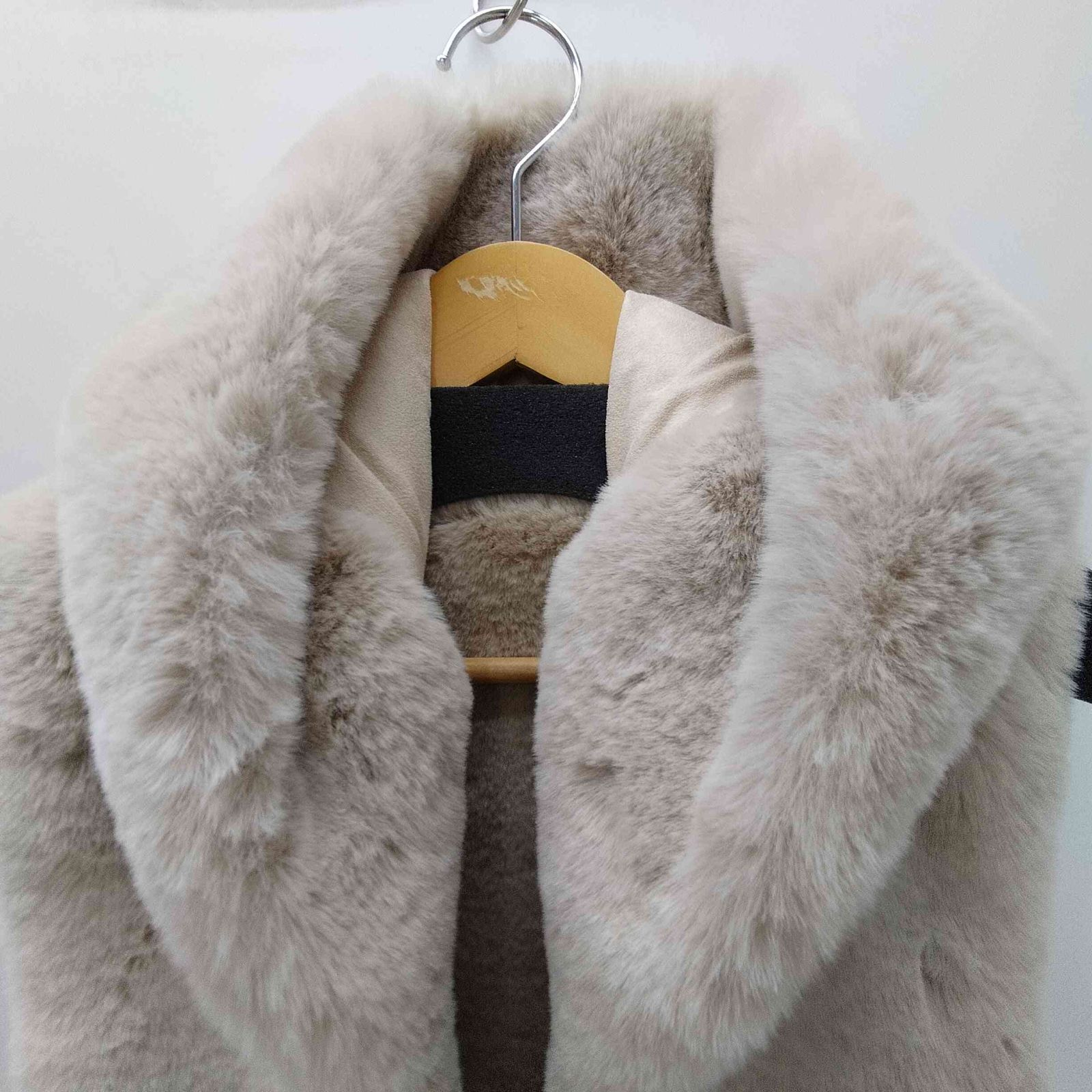 アルアバイル allureville 22AW フェイクファーフーディジレ