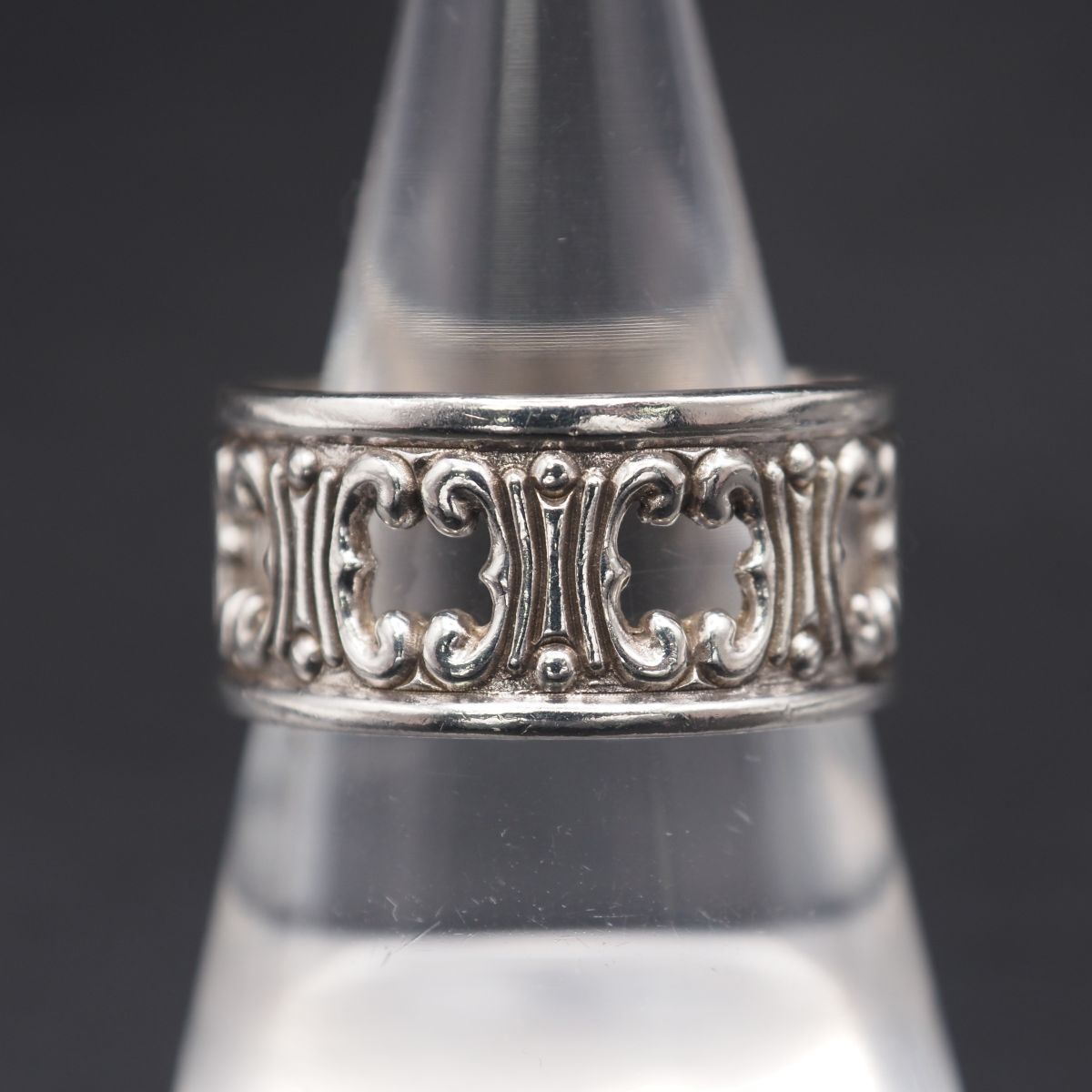 M640 ヴィンテージ AVA SILVER刻印 リング 透かし彫り デザイン