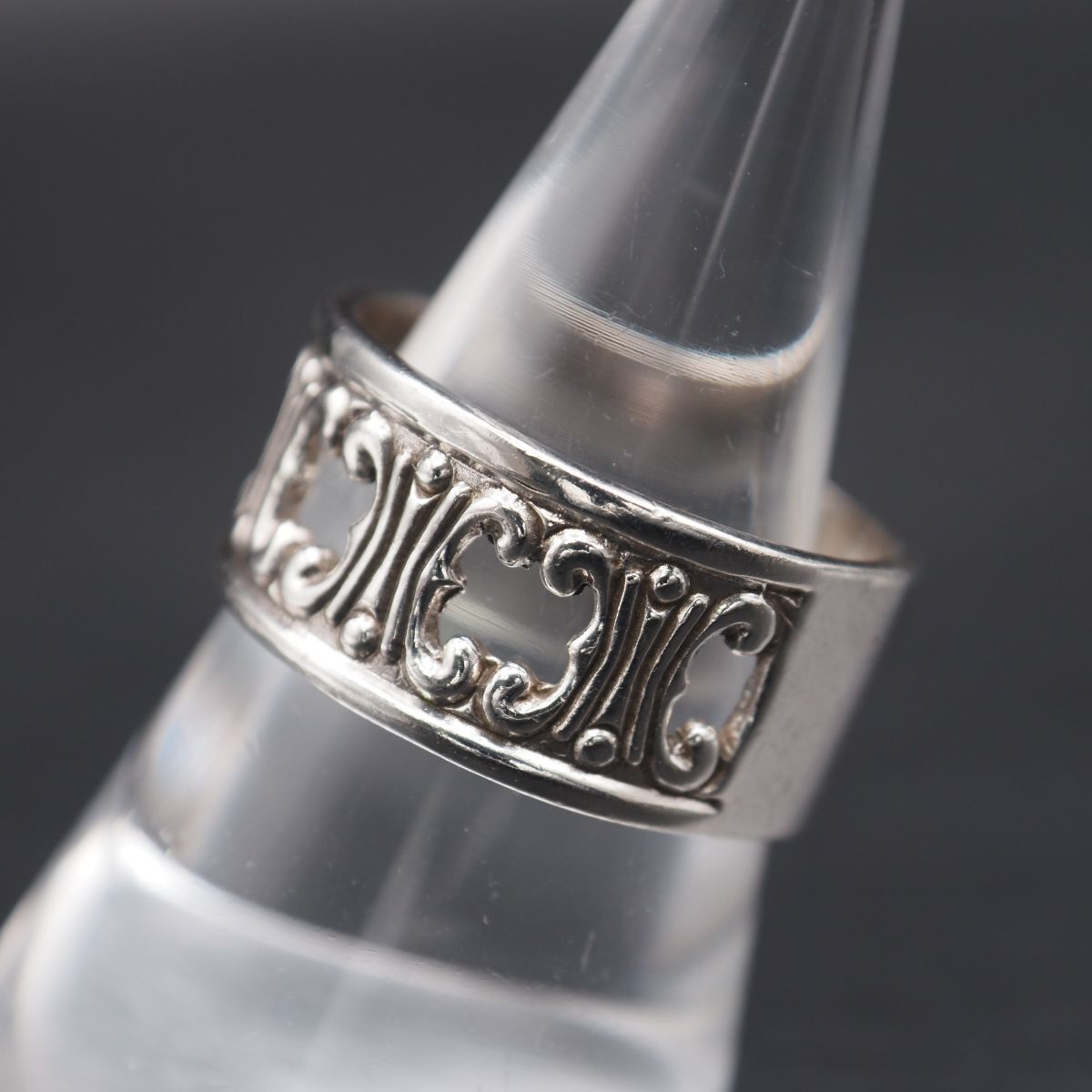 M640 ヴィンテージ AVA SILVER刻印 リング 透かし彫り デザイン