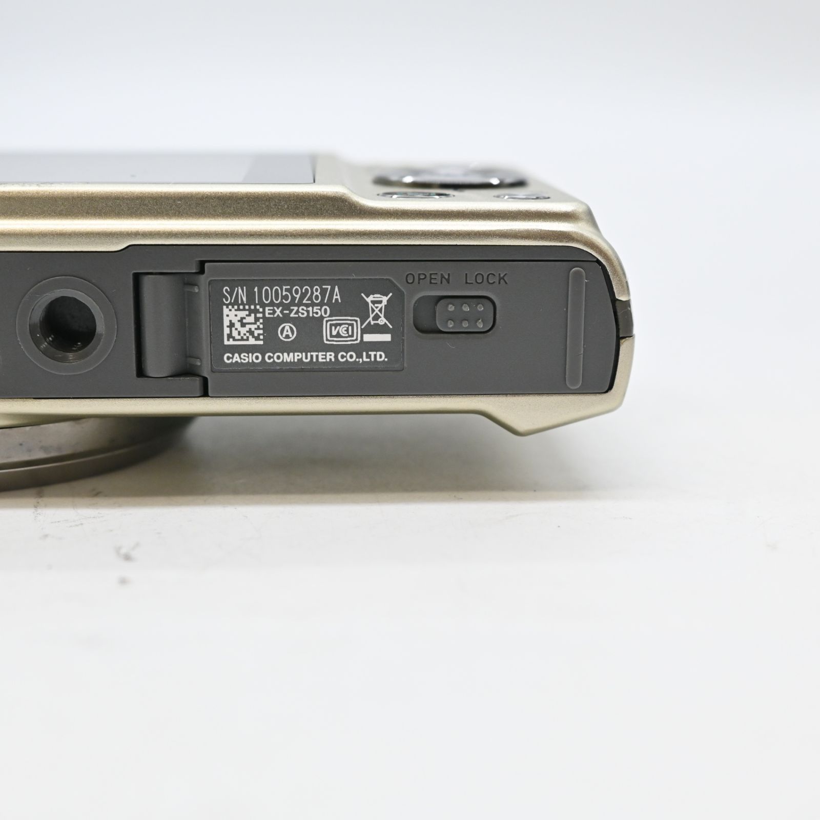 並品】CASIO デジタルカメラ EXILIM EX-ZS150 ゴールド EX-ZS150GD