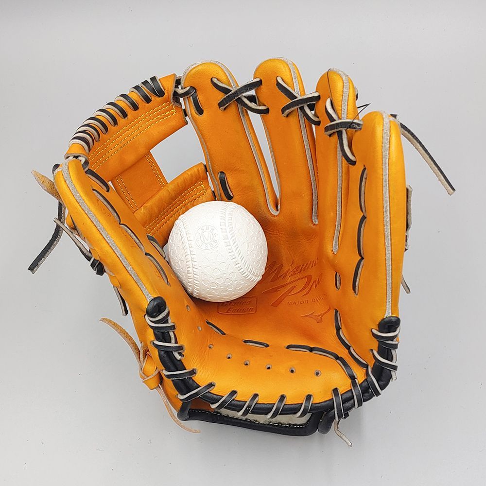 クリーニング済み 】 ミズノ 軟式グローブ / 内野手用 型付け済み