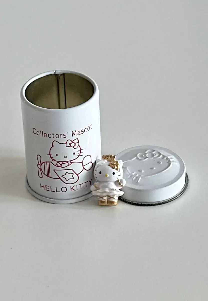 ハローキティ コレクターズ マスコット - メルカリ