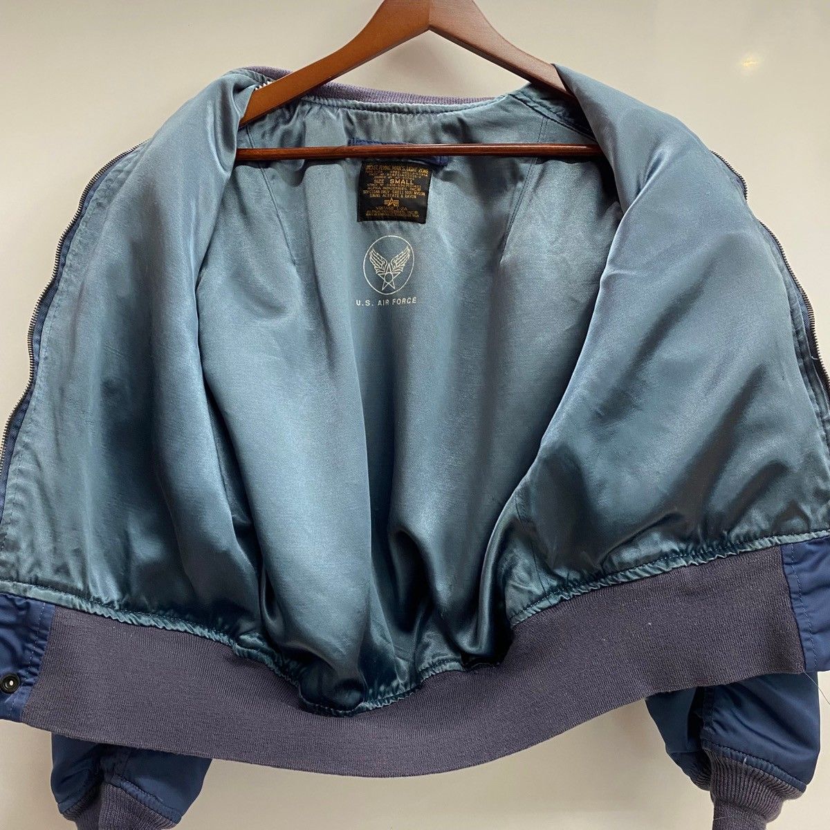 アルファ インダストリーズ ALPHA INDUSTRIES L-2A 50's復刻 フライト