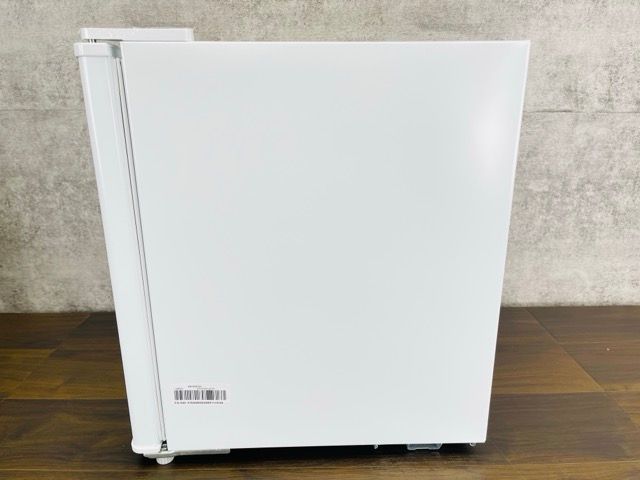 コンフィー ノンフロン冷凍庫 【中古】comfee RCD40WH1JP (E) 32L 右