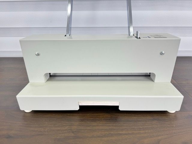 裁断機【中古】PLUS PK-513L ペーパーカッター 断裁機 プラス 事務用品
