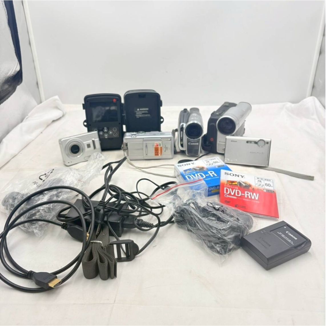 【ジャンク】デジカメ　26台　まとめ売り　Canon Nikon CASIO他 デジタルカメラ・ビデオカメラまとめセット Canon/Nikon/CASIO他