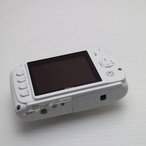 超美品 COOLPIX S33 ホワイト 即日発送 コンデジ Nikon 本体 土日祝