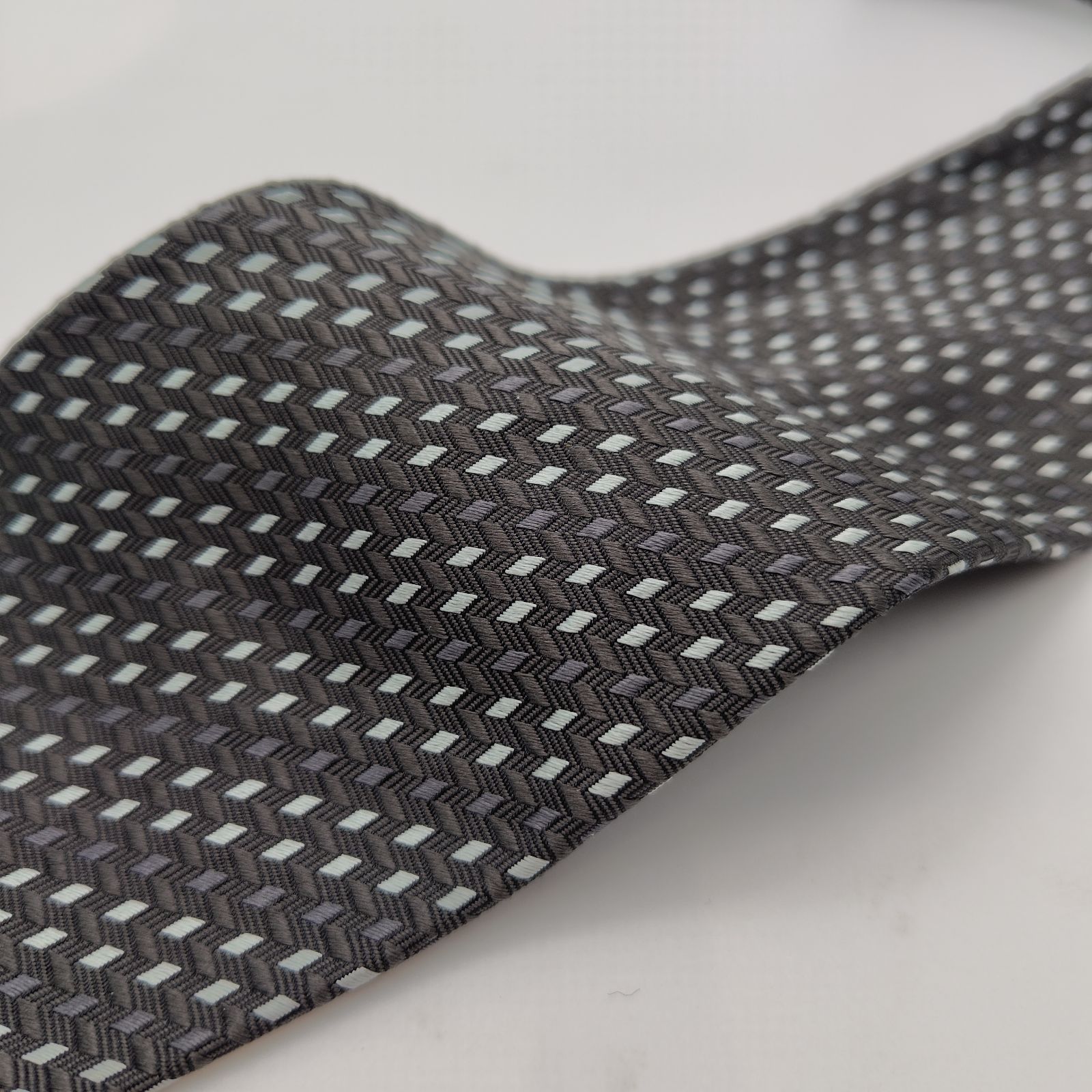 極美品・新品】TIE YOUR TIE ネクタイ セッテピエゲ イタリア製 シルク