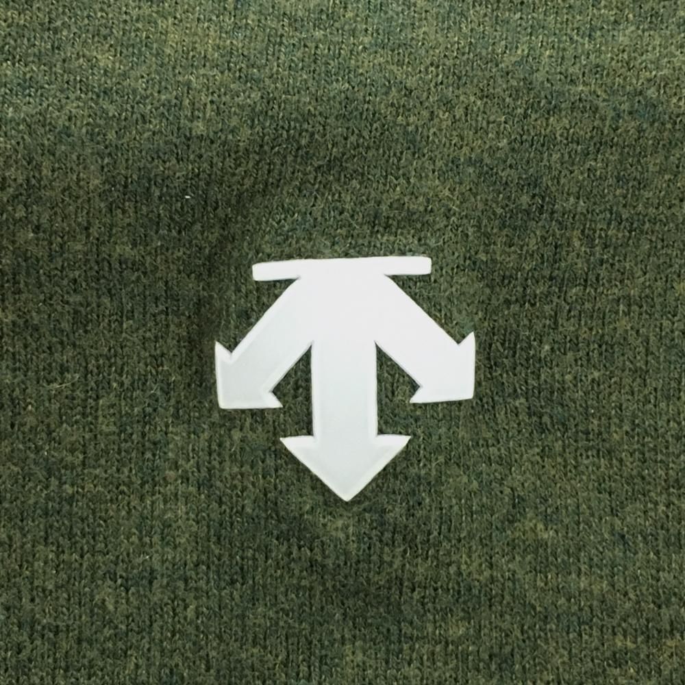 デサントゴルフ ハイネックセーター 杢グリーン×白 ネックロゴ 中田