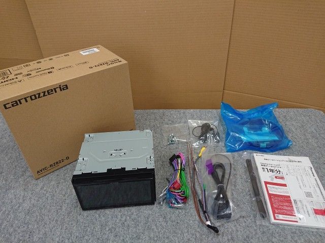 未使用品】 【パイオニア】 カロッツェリア AVIC-RZ822-D カーナビ 楽