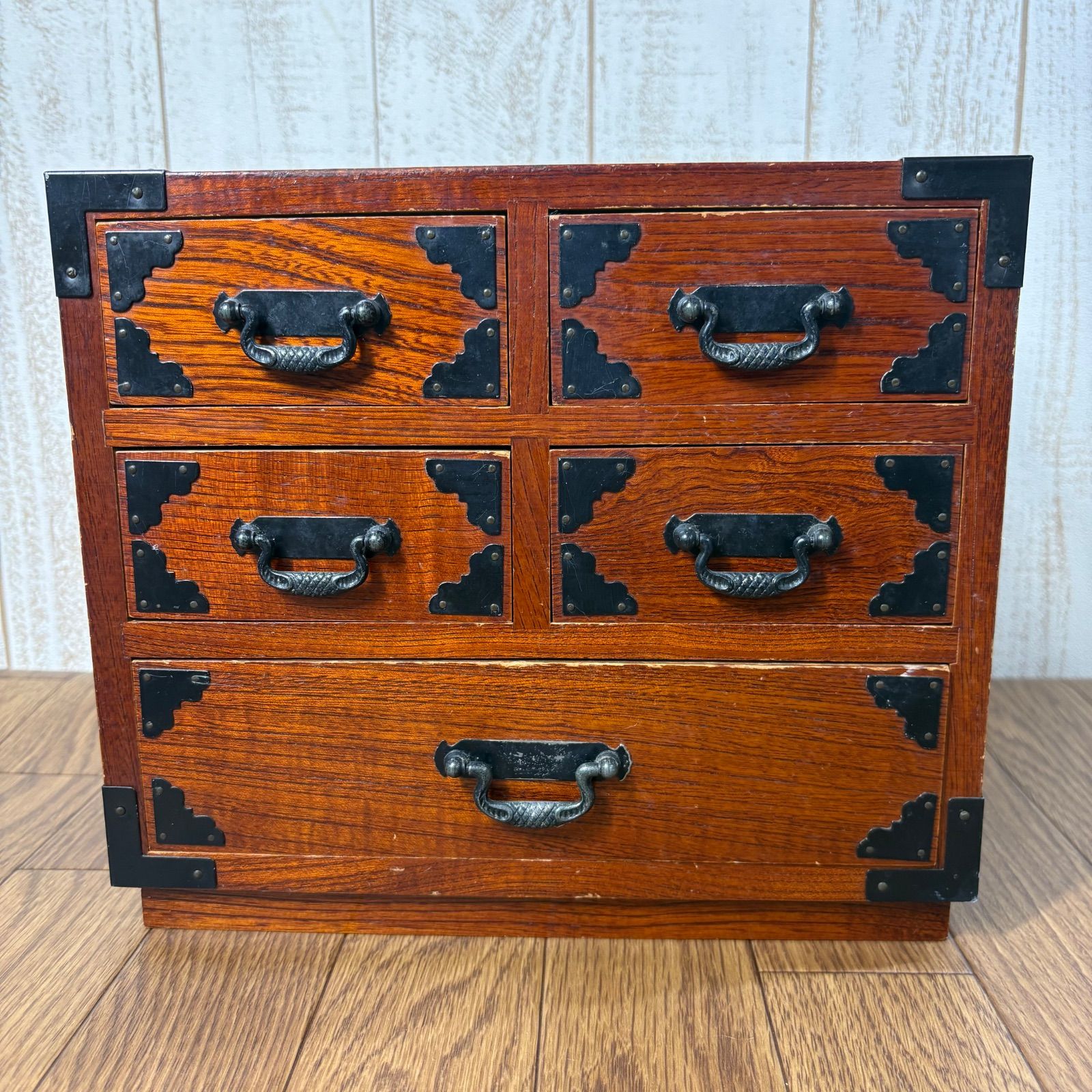 美品　飛騨高山けやき工芸　箪笥　昭和レトロ　アンティーク 昭和レトロ 飛騨高山けやき工芸 3段箪笥 整理箪笥 古道具 古雑貨