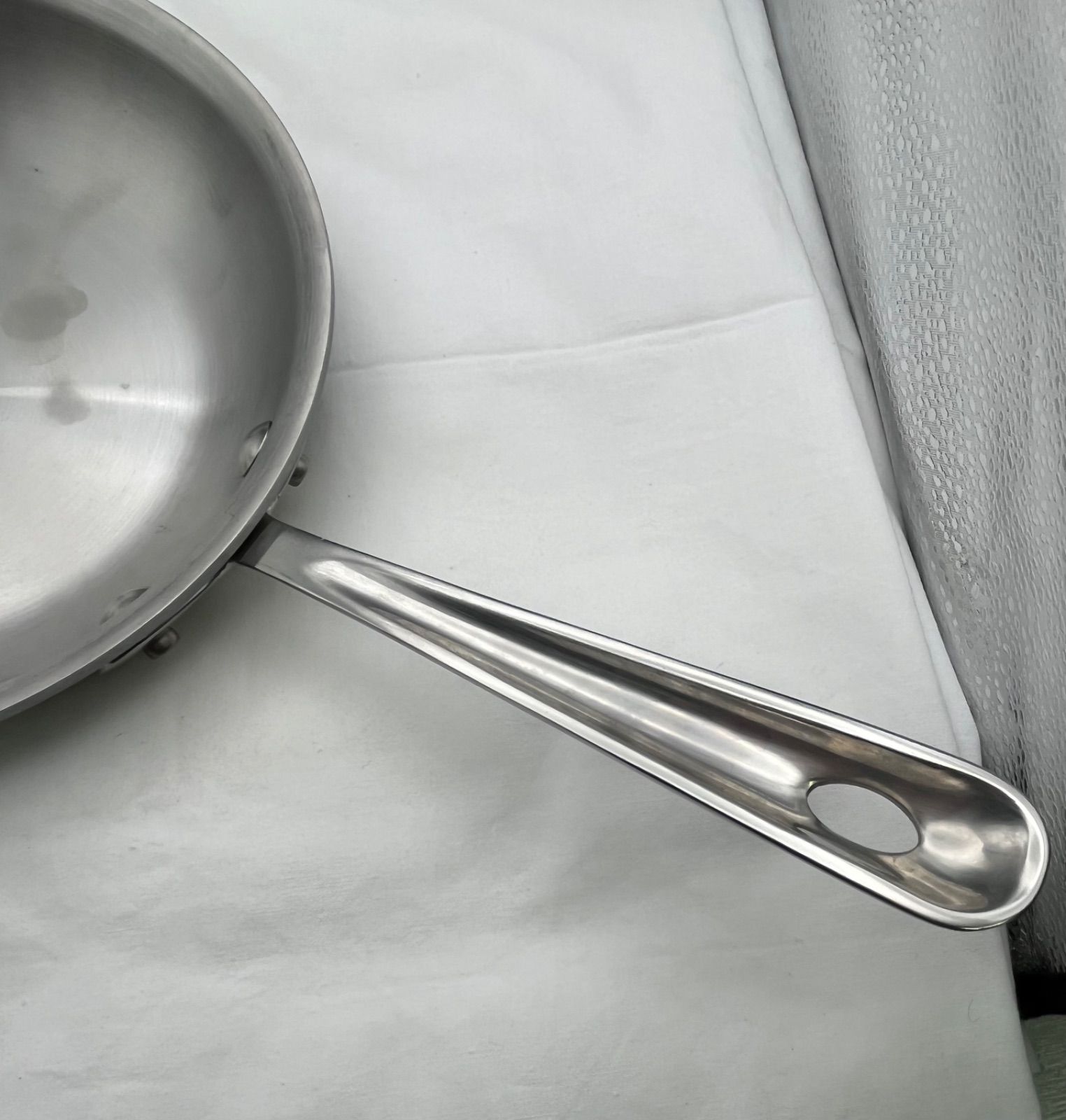 All-Clad オールクラッドLTD 小フライパン 7 1/2インチ 新品箱入 All-Clad オールクラッドLTD 小フライパン 7 1/2インチ 新品箱入 楽天