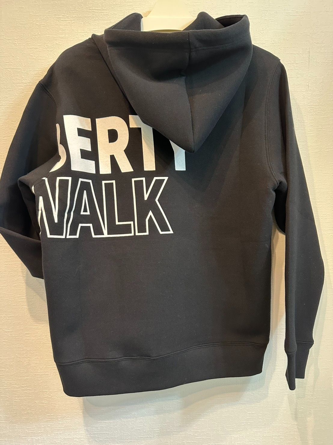 リバテォウォーク　NEW ERA スエットフーディ　パーカー LIBERTY WALK】NEWERA × LB TECH SWEAT PULLOVER HOODIE BIG LOGO