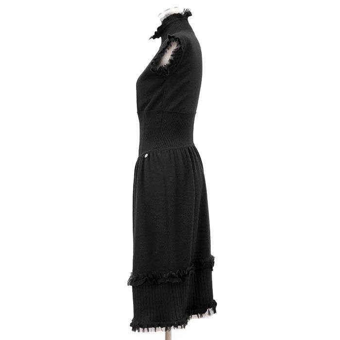 ⭐️極美品⭐️シャネル フリルワンピース ラッフル 黒 ウール シルク 38 極美品】CHANEL シャネル ワンピース ニット 06A P29053 2006年製 COCO