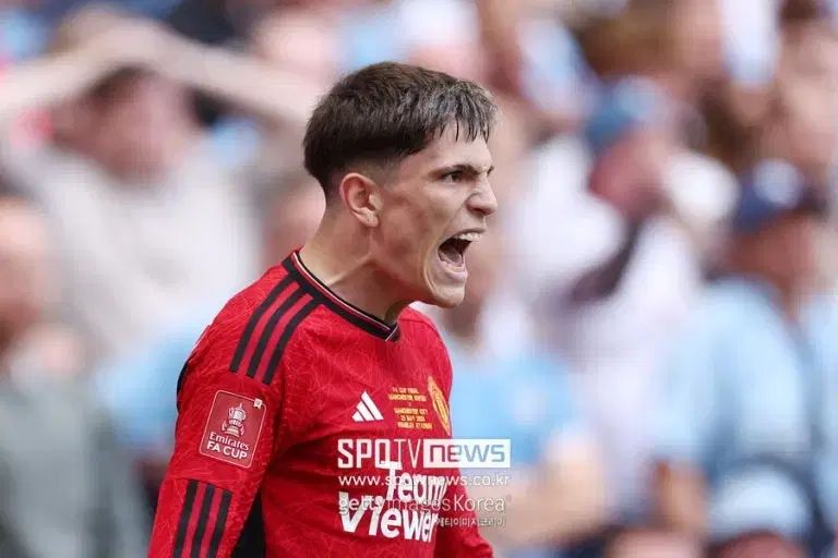 マンチェスター・ユナイテッドFC 23-24 HOME アセンティック 長袖