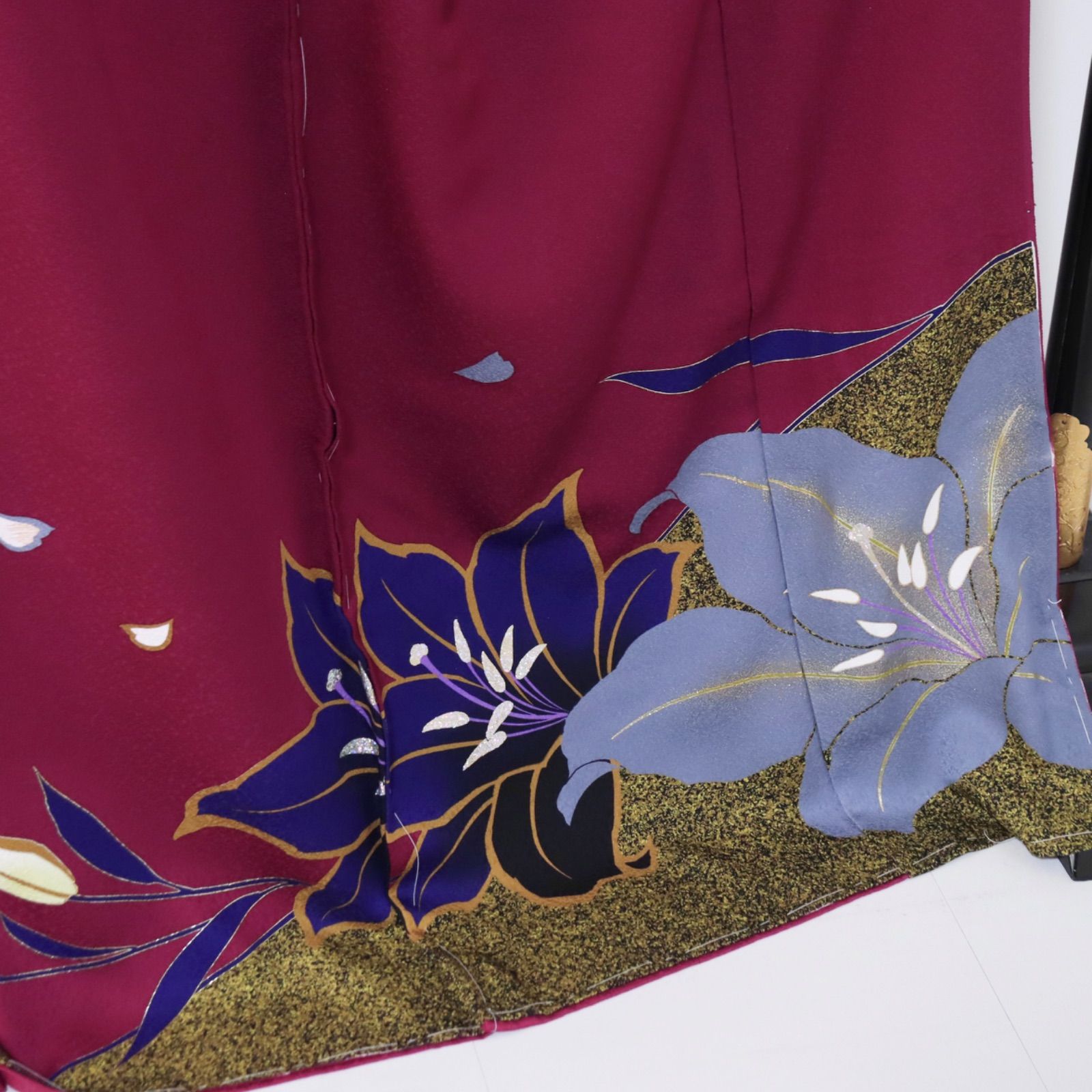 振袖 仮絵羽 未仕立て 正絹 同梱購入歓迎 リメイク用 洋 百合柄 ワイン