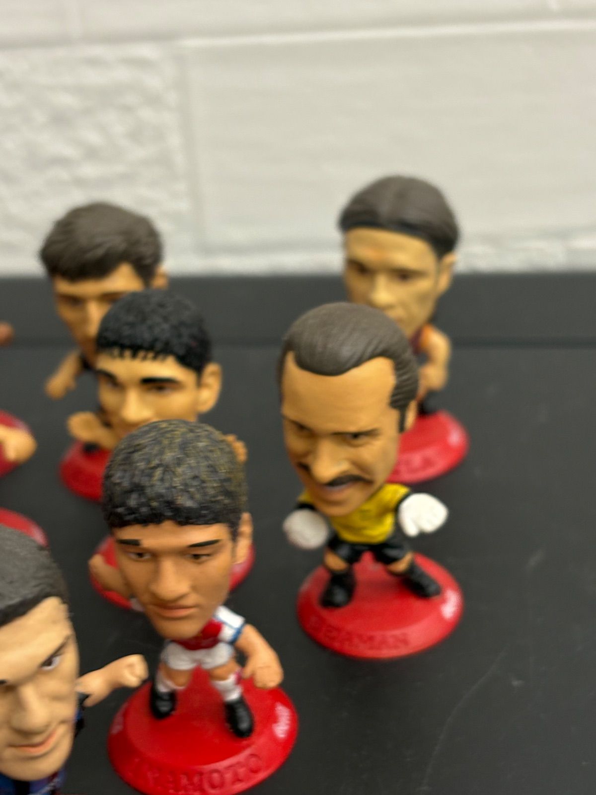 サッカー選手フィギュア コカコーラ限定 16個まとめ - メルカリ