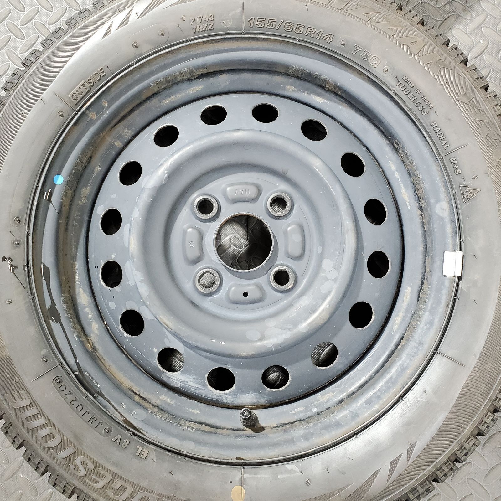 20年製 155/65R14 ブリヂストン ブリザックVRX スズキ アルト ワゴンR