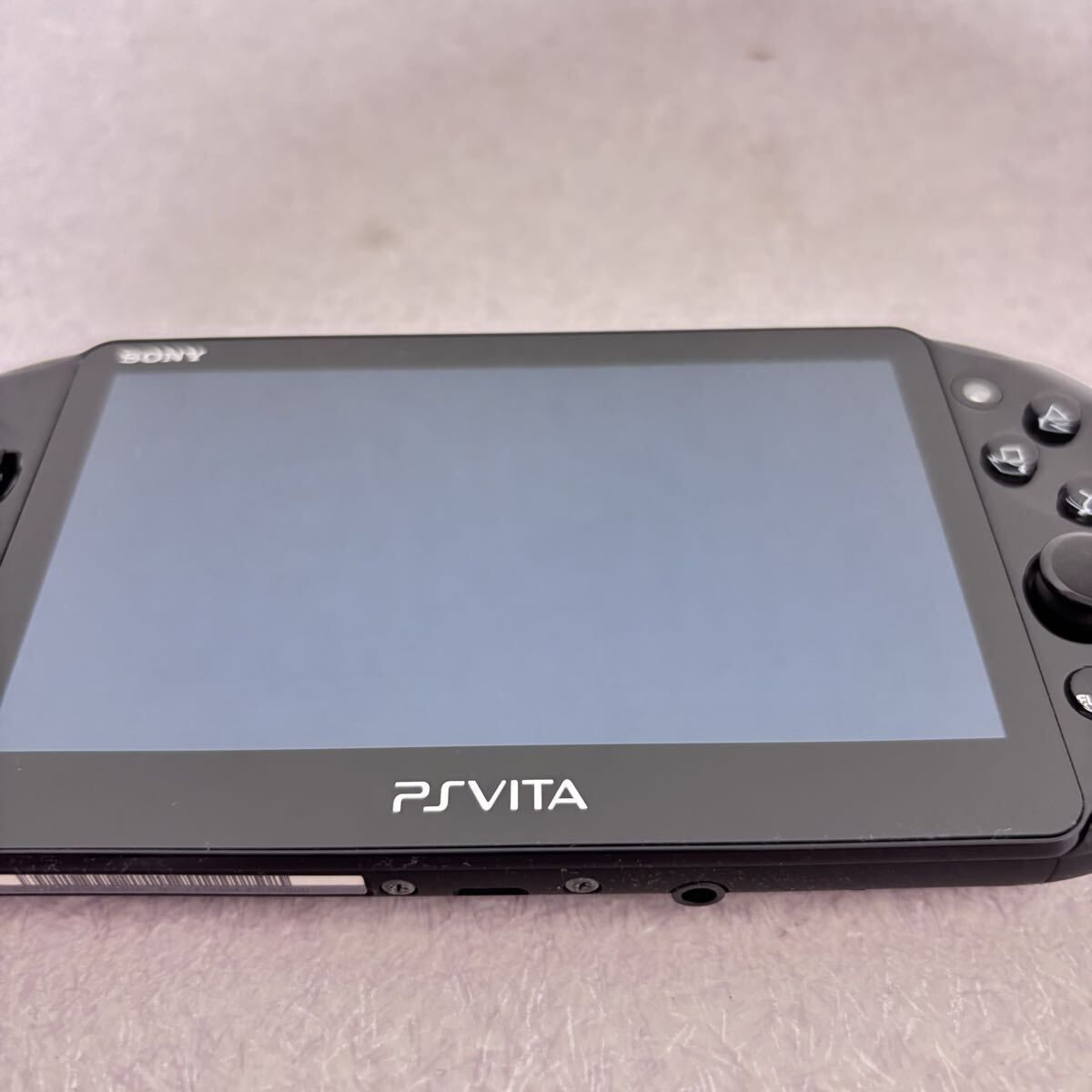 □ PSVITA ビータ PCH-2000/PCH2000 ブラック - メルカリ